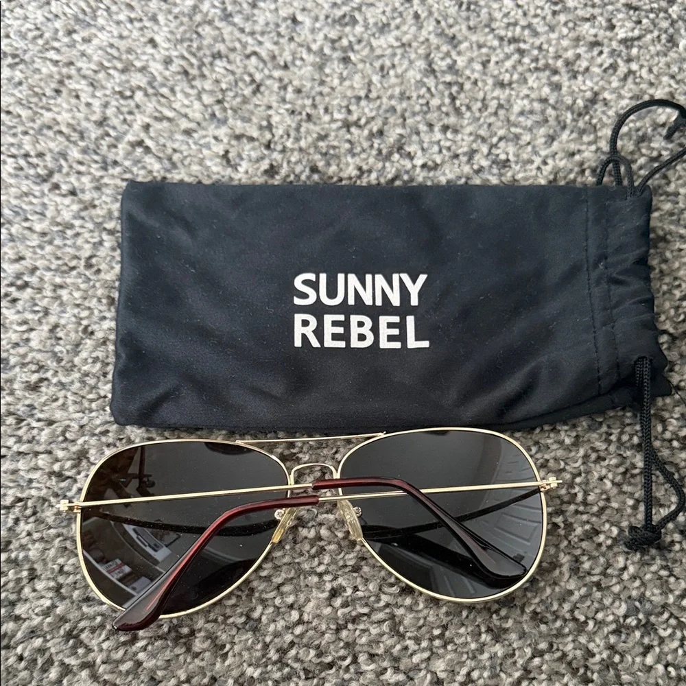 Gold Aviator Sunglasses